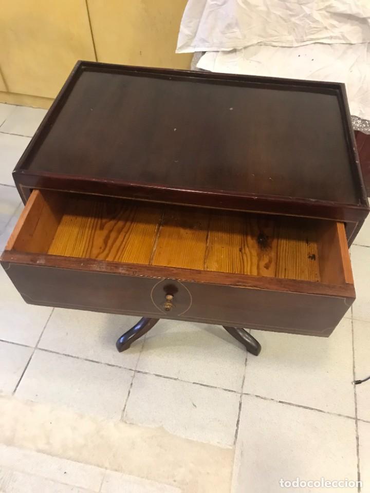 Antig&uuml;edades: COSTURERO DE CAOBA (RESTAURADO) - Foto 4