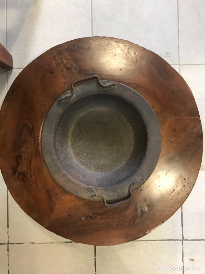 Antig&uuml;edades: BRASERO CON SOPORTE DE MADERA (RESTAURADO) - Foto 2