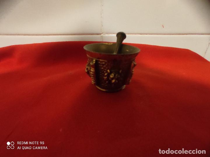 Antig&uuml;edades: mortero de bronce peque&ntilde;o - Foto 1