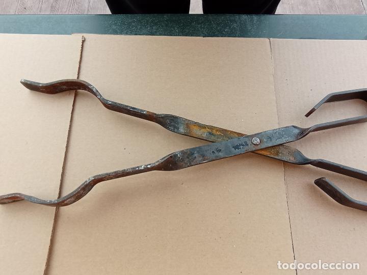Antig&uuml;edades: TENAZA CHIMENEA PARA COLGAR. - Foto 3