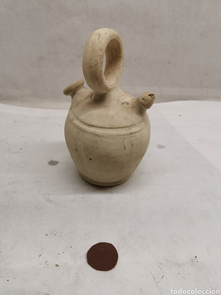 Antig&uuml;edades: Botijo barro blanco - Foto 1