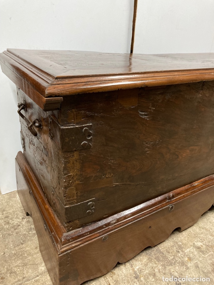 Antig&uuml;edades: Arca antigua nogal restaurada - Foto 7