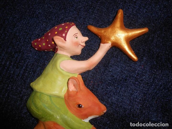 Antig&uuml;edades: DUENDE con ESTRELLA -Papel Mach&eacute; - - Foto 5