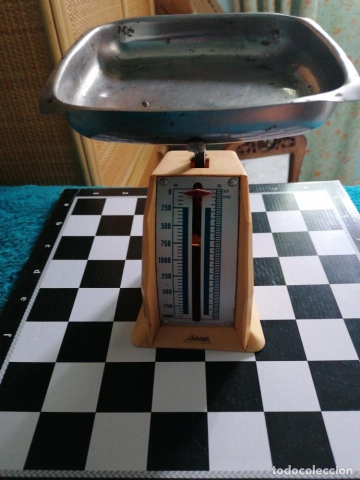 Antig&uuml;edades: PESO DE COCINA BERNAR - Foto 1