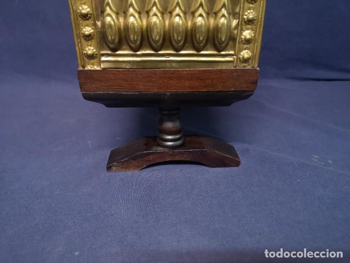 Antig&uuml;edades: COFRE MODERNISTA ANTIGUO - Foto 9