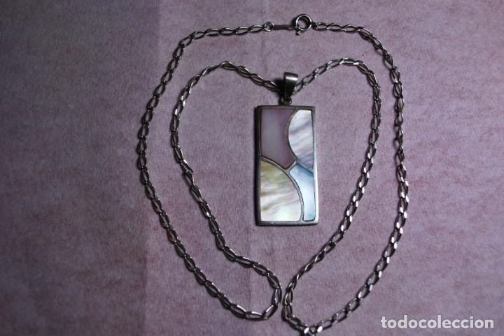 Antig&uuml;edades: Colgante y cadena de plata de ley . - Foto 4