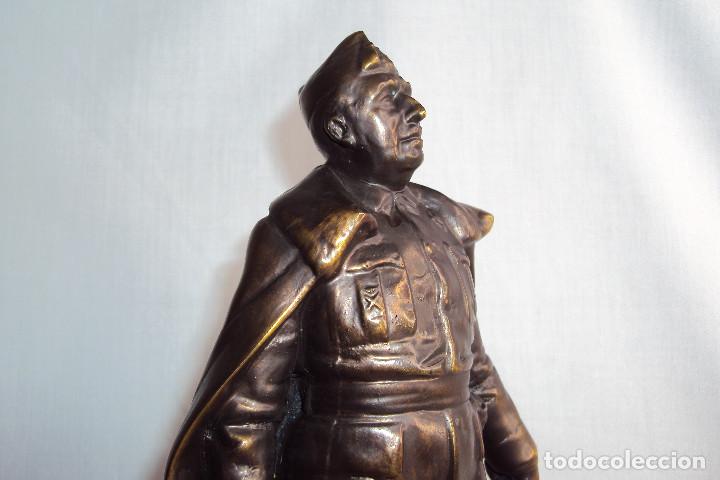 Antig&uuml;edades: Figura Caudillo Franco - Foto 3