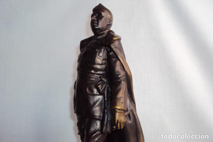 Antig&uuml;edades: Figura Caudillo Franco - Foto 6