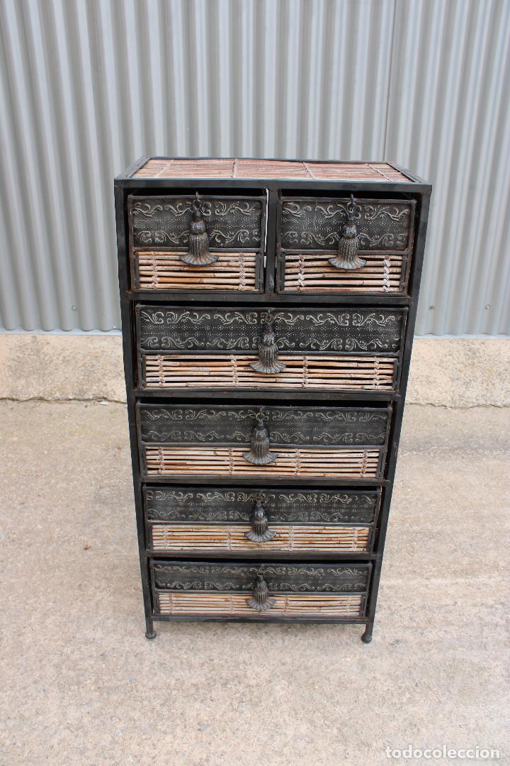 Antig&uuml;edades: mueble estante de hierro de forja y bamb&uacute; - Foto 2