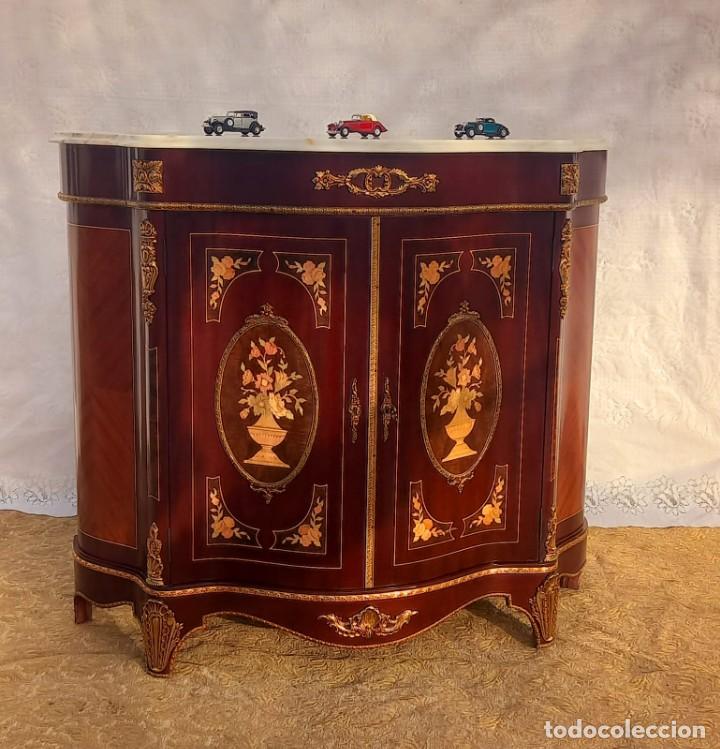 Antiquit&eacute;s: Mueble Auxiliar Royal estilo Luis XV