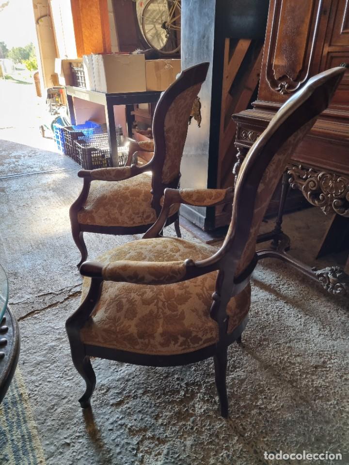 Antig&uuml;edades: Pareja de sillones - Foto 3