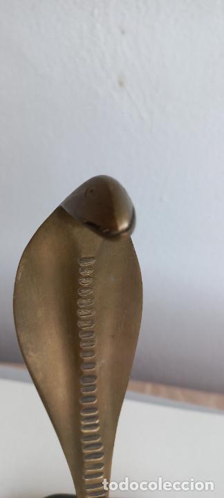 Antig&uuml;edades: FIGURA, Serpiente, cobra de bronce, 21,5 - Foto 2