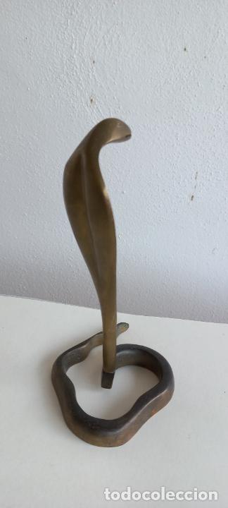 Antig&uuml;edades: FIGURA, Serpiente, cobra de bronce, 21,5 - Foto 3