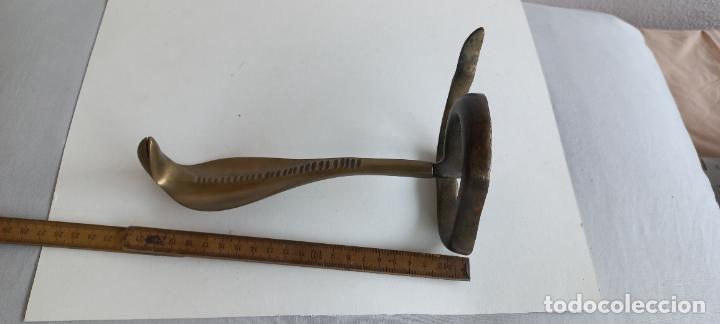 Antig&uuml;edades: FIGURA, Serpiente, cobra de bronce, 21,5 - Foto 8
