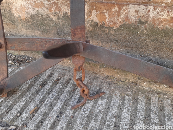 Antig&uuml;edades: Arado antiguo de hierro - Foto 7