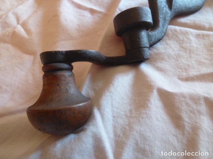 Antig&uuml;edades: Herramienta para rellenar cartuchos - Foto 3