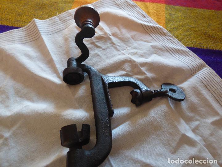 Antig&uuml;edades: Herramienta para rellenar cartuchos - Foto 6