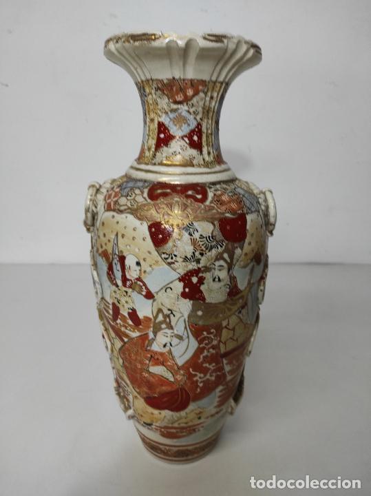 ANTIGUO JARRÓN SATSUMA - PORCELANA MEIJI (1868-1912) JAPÓN (Antigüedades - Porcelana y Cerámica - Japón)