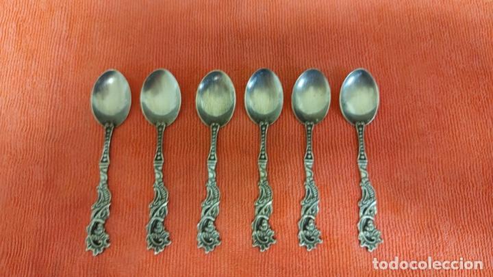 Antig&uuml;edades: 6 cucharillas de plata/plateadas - Foto 1
