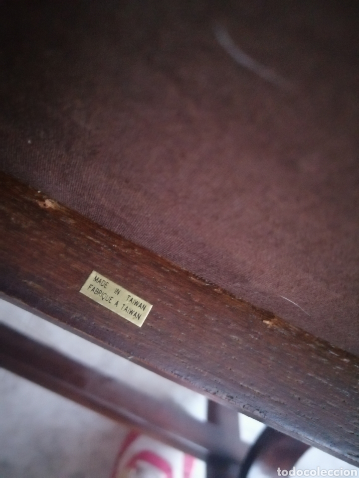 Antig&uuml;edades: Mecedora de piel made in taiwan - Foto 2