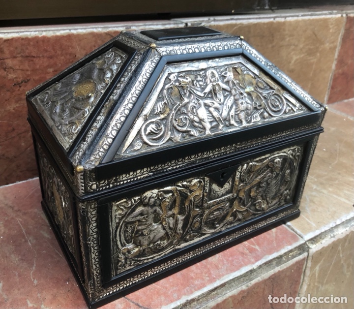 Antig&uuml;edades: Caja de Plata S.XVII - Foto 2