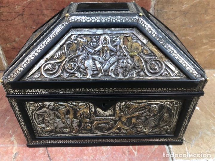 Antig&uuml;edades: Caja de Plata S.XVII - Foto 3