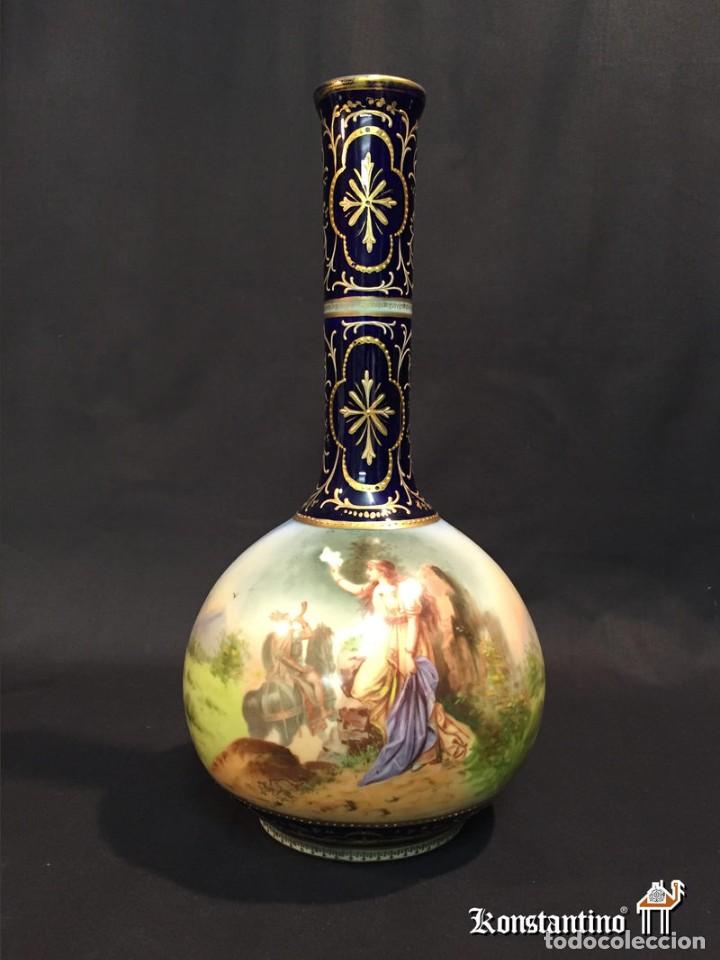 Antig&uuml;edades: 33 CMS JARR&Oacute;N PORCELANA - Foto 1
