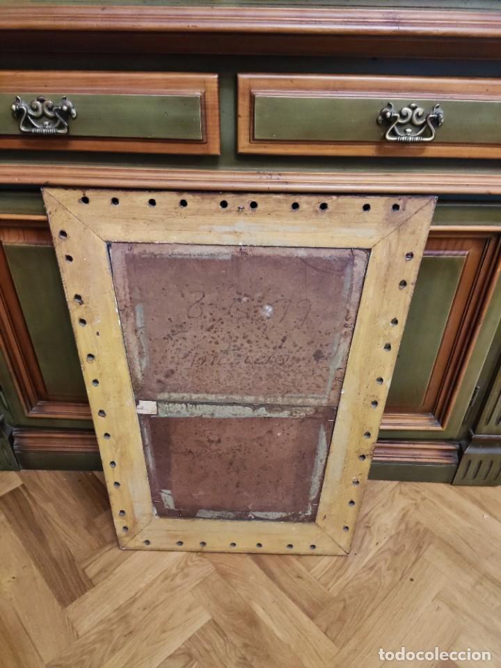 Antig&uuml;edades: ESPEJO DE MADERA DORADA FORMA TRAPEZOIDAL - Foto 5