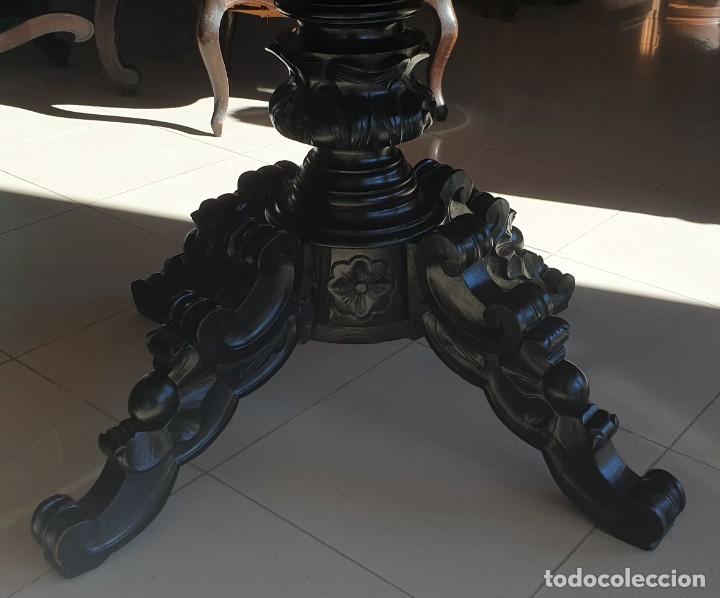 Antig&uuml;edades: Mesa Isabelina de caoba - Foto 2