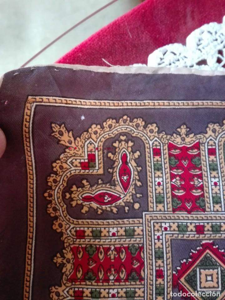 Antig&uuml;edades: Pa&ntilde;uelo d&eacute;cada de los 70 m&aacute;s o menos - Foto 7