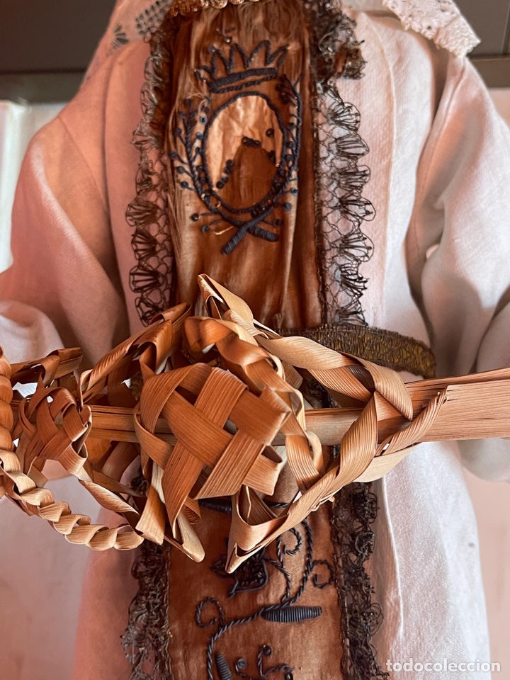 Antig&uuml;edades: Virgen capipota 72 cms sin Corona - Foto 3