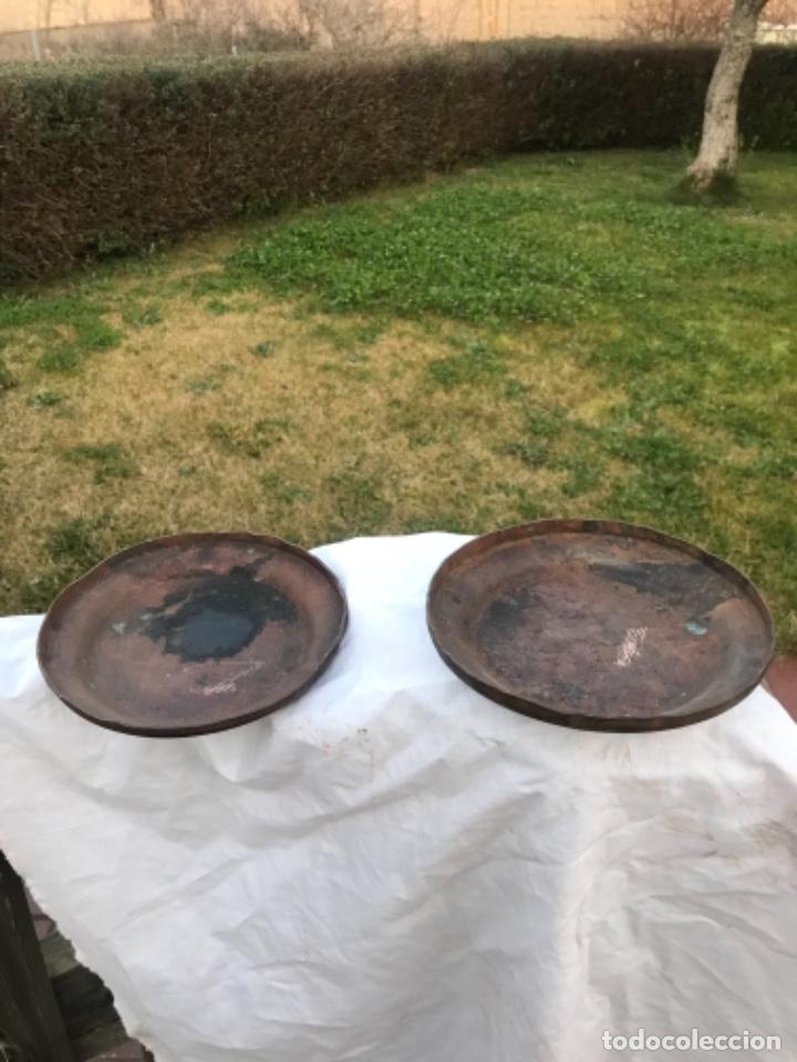 Antig&uuml;edades: Platos cobre, convento - Foto 1