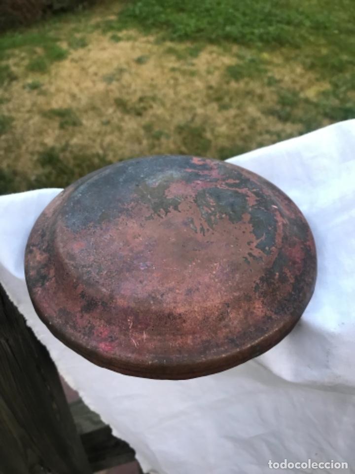 Antig&uuml;edades: Platos cobre, convento - Foto 3