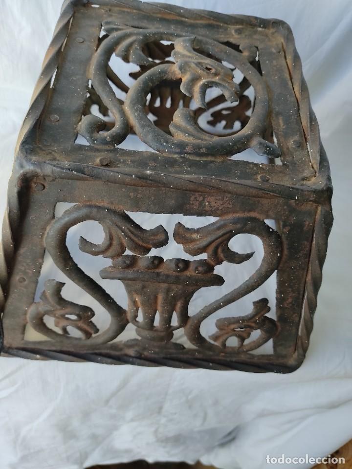 Antig&uuml;edades: Antigua l&aacute;mpara de hierro forjado - Foto 15