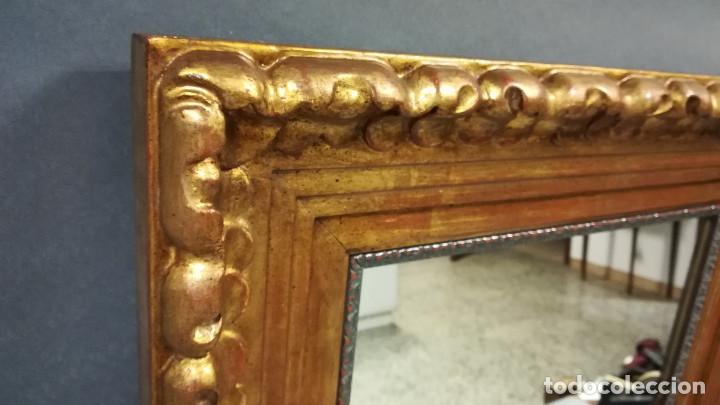 Antig&uuml;edades: ESPEJO CON MARCO DE MADERA CON PAN DE ORO - Foto 4
