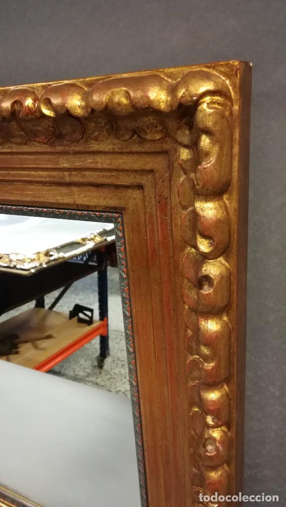 Antig&uuml;edades: ESPEJO CON MARCO DE MADERA CON PAN DE ORO - Foto 6