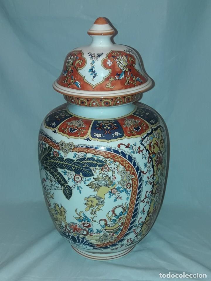 Antigüedades: Precioso tibor porcelana fina china con excepcional decoración oriental 37cm - Foto 5 - 313044768