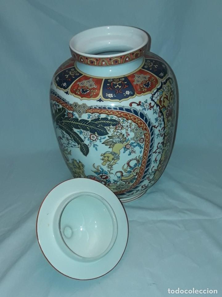 Antigüedades: Precioso tibor porcelana fina china con excepcional decoración oriental 37cm - Foto 8 - 313044768