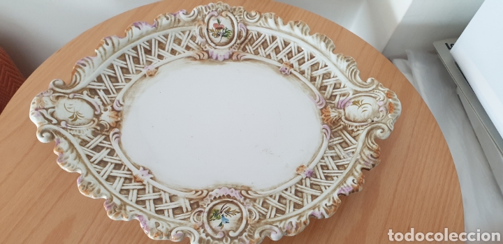 Antig&uuml;edades: Antiguo plato de sopera Capodimonte - Foto 2