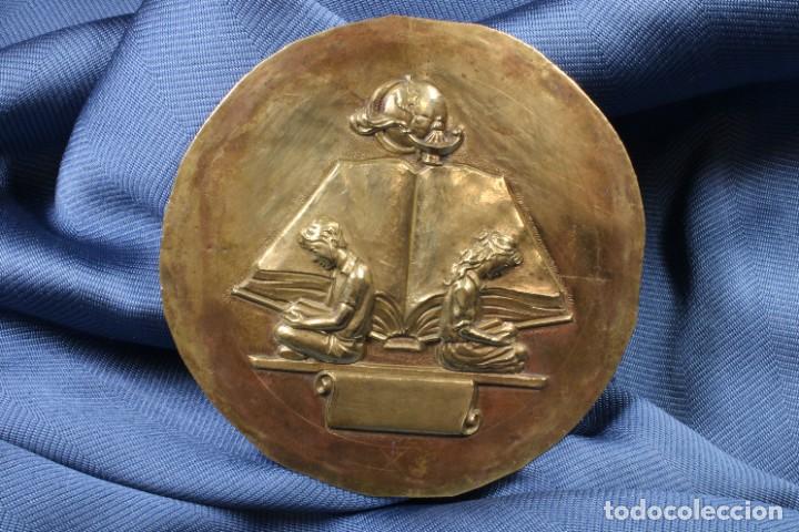 Antiquit&eacute;s: Placa libro y formaci&oacute;n. Adolescentes. S.XX Bookplate and training. Teenagers.