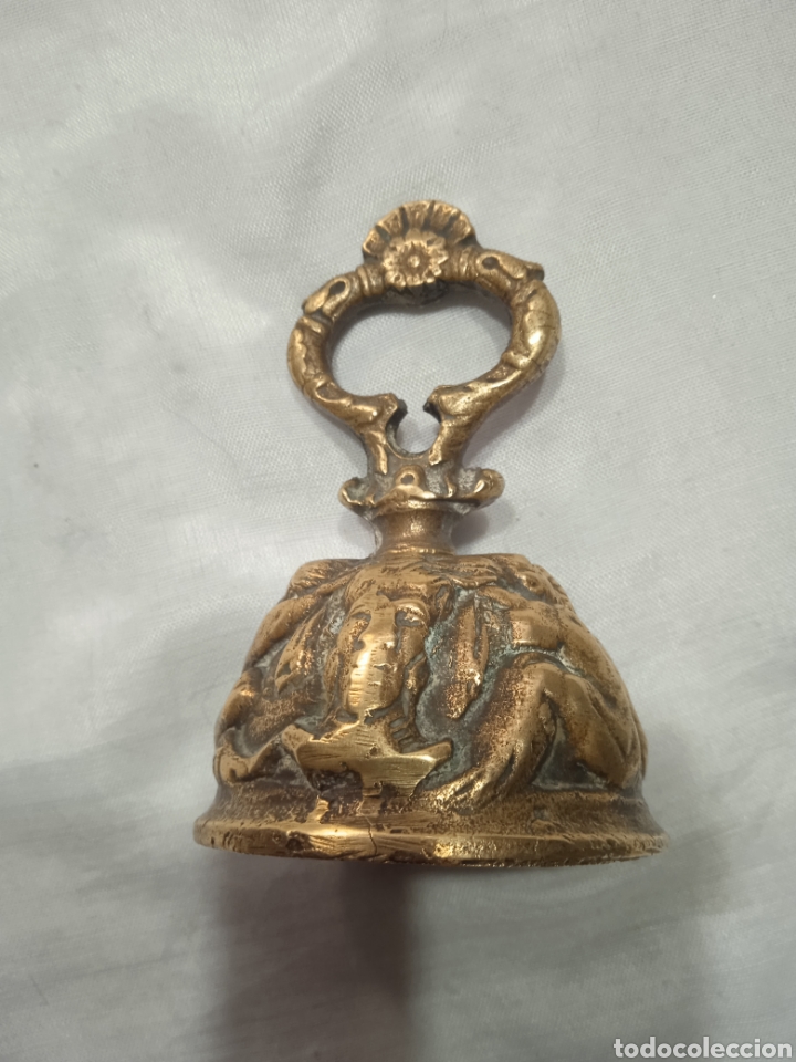 Antig&uuml;edades: Campana bronce - Foto 1