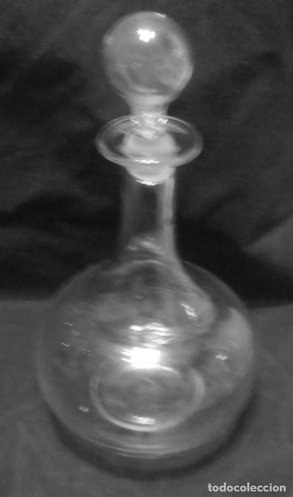 Antig&uuml;edades: LICORERA DE CRISTAL SOPLADO - Foto 1