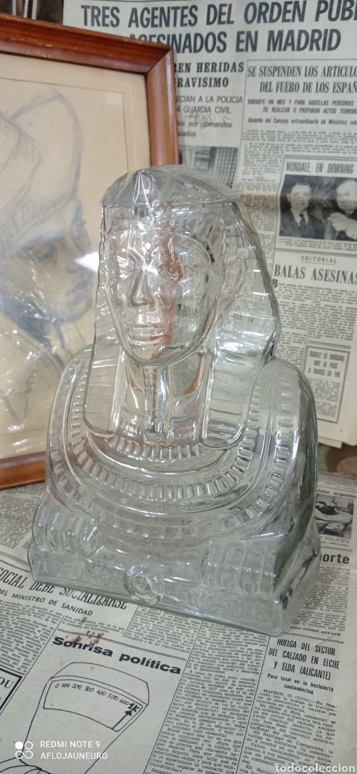 Antig&uuml;edades: Antiguo recipiente de Perfumes Pomares - sin grifo.