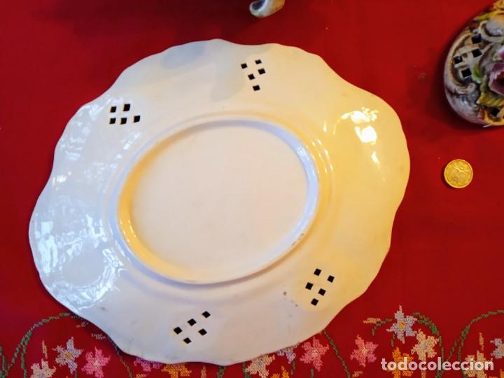 Antig&uuml;edades: Centro de mesa porcelana Capodimonti - Foto 5