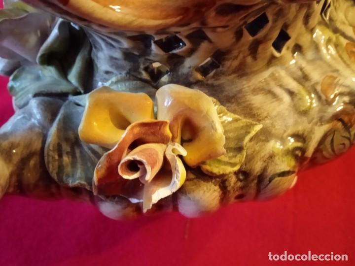 Antig&uuml;edades: Centro de mesa porcelana Capodimonti - Foto 7