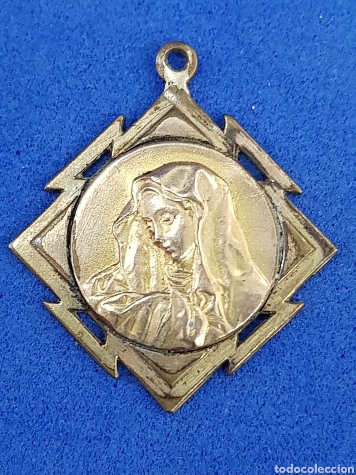 Antig&uuml;edades: Medalla dorada Virgen Dolorosa - Foto 1