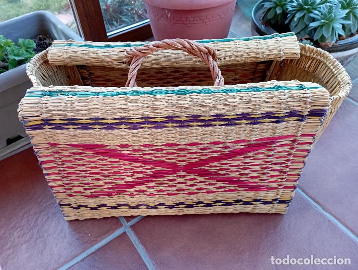 Antig&uuml;edades: ANTIGUO BOLSO PAJA PINTADA. - Foto 4