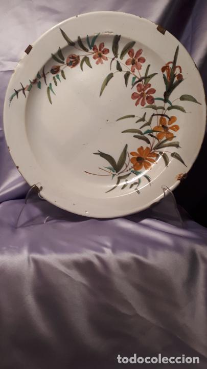 Antig&uuml;edades: Plato de Manises, siglo XIX. - Foto 1