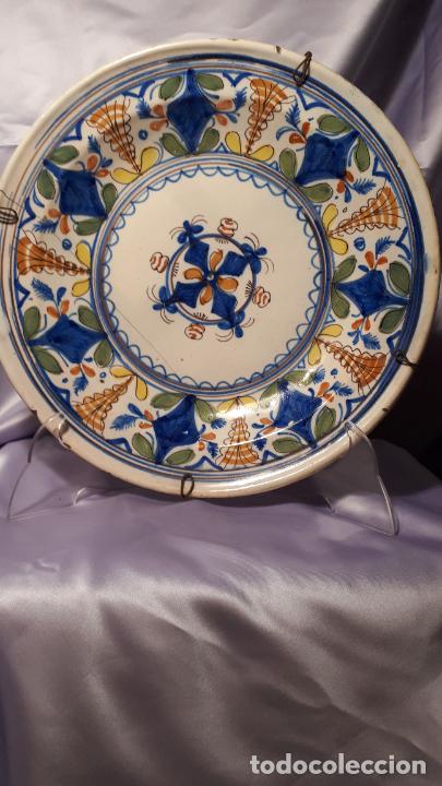 Antig&uuml;edades: Plato de Manises, siglo XIX. - Foto 1