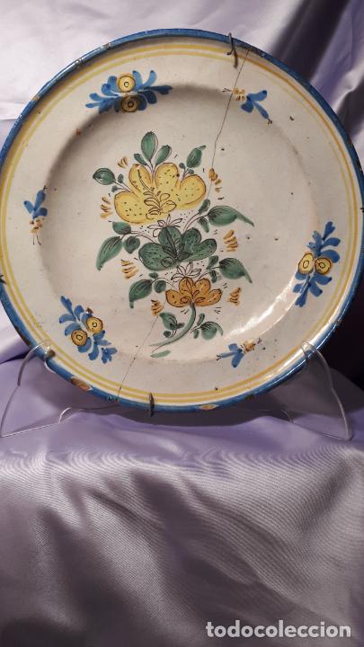 Antig&uuml;edades: Plato de Manises, siglo XIX. - Foto 1